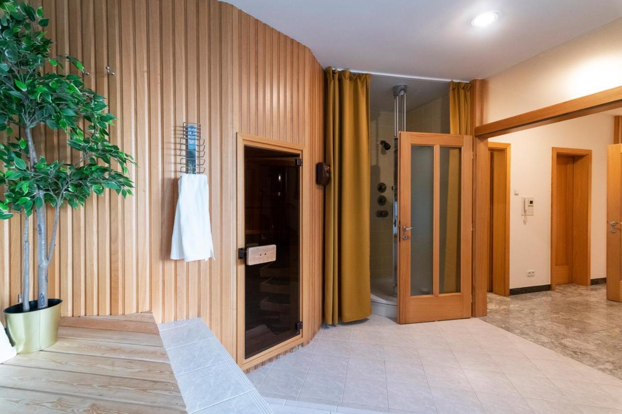 Unique With Private Pool, Cinema, Apartmán Praha