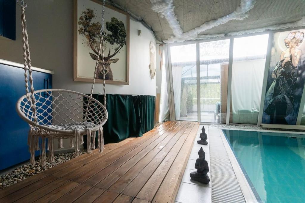 Unique With Private Pool, Cinema, * Praha
