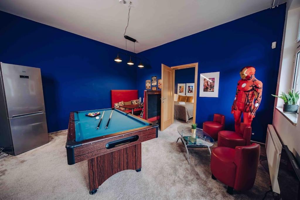 Unique With Private Pool, Cinema, Apartmán Praha